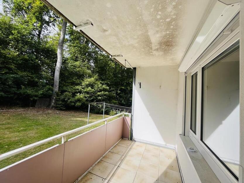 Geschmackvoll SANIERTE ERDGESCHOSSWOHNUNG mit flexiblem Grundriss und BALKON!! zimmer