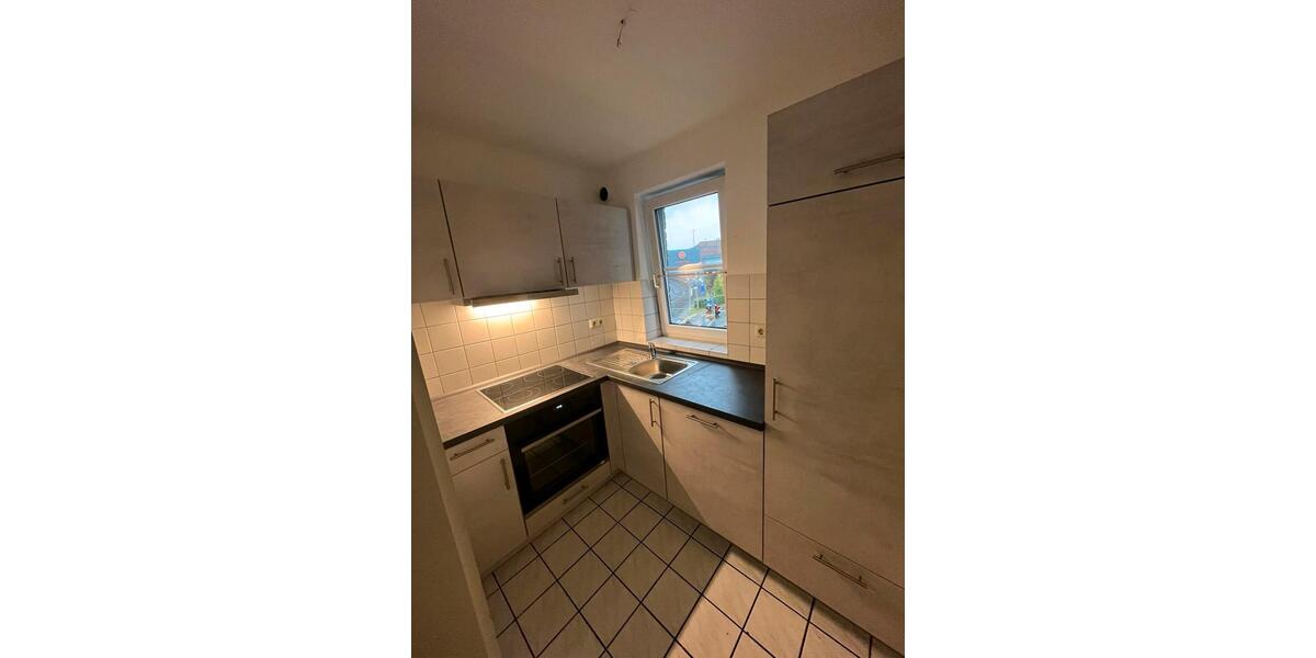 Etagenwohnung Neumünster - 2 Zimmer, 65 m&sup2;, 850&euro; | Angebot:26633859