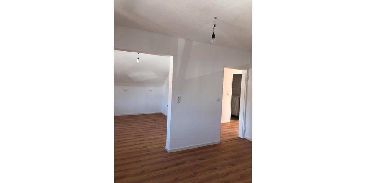 Dachgeschoßwohnung Bad Nauheim - 2 Zimmer, 80 m&sup2;, 750&euro; | Angebot:26636089