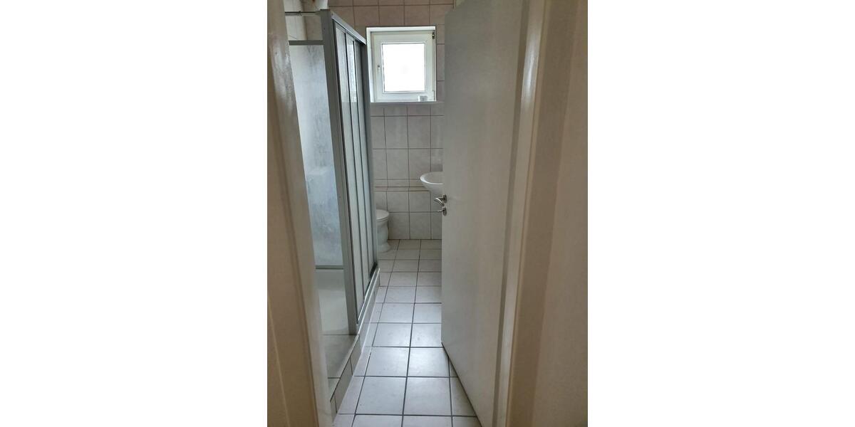 Erdgeschoßwohnung Bad Pyrmont - 2 Zimmer, 70 m&sup2;, 500&euro; | Angebot:24768378