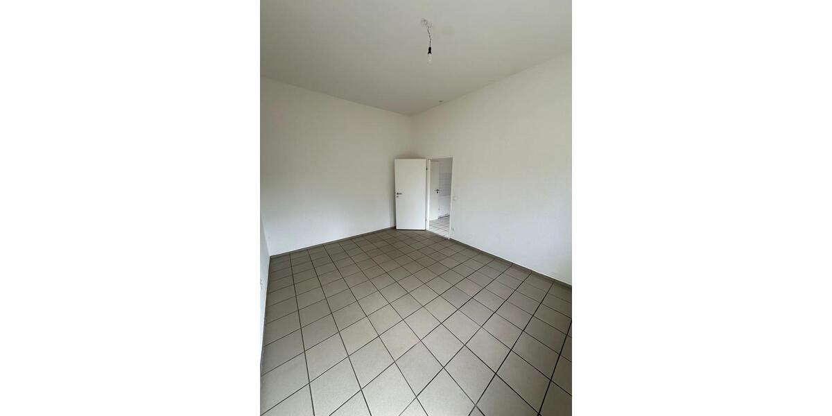 Erdgeschoßwohnung Mönchengladbach Nord - 2 Zimmer, 70 m&sup2;, 670&euro; | Angebot:26461448
