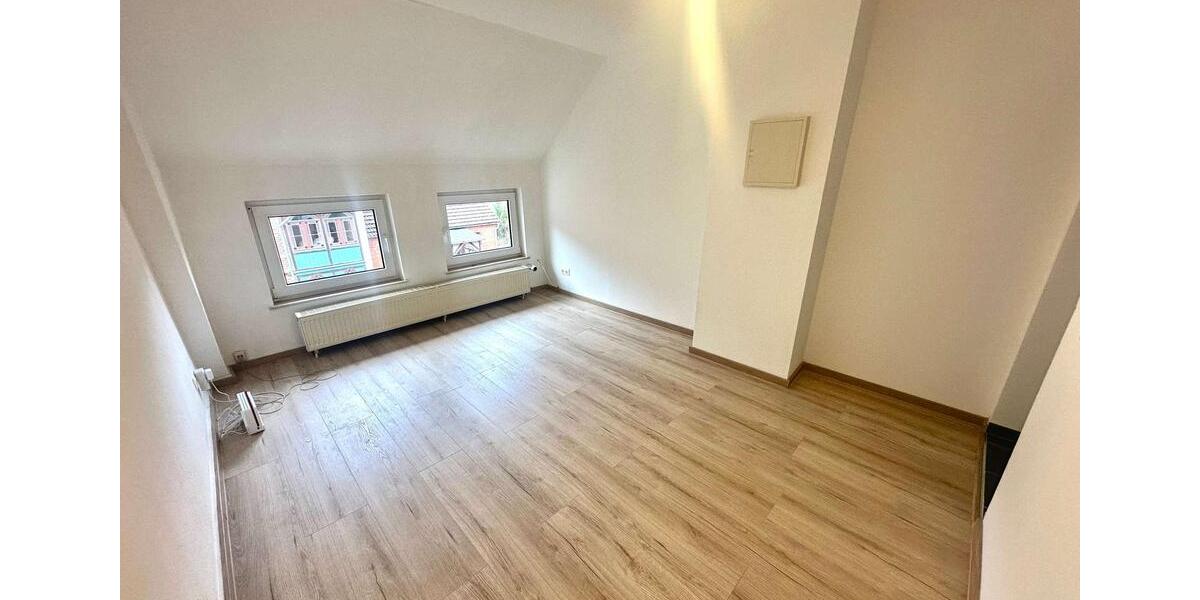 Dachgeschoßwohnung Thale - 2.5 Zimmer, 43 m&sup2;, 366&euro; | Angebot:26132345