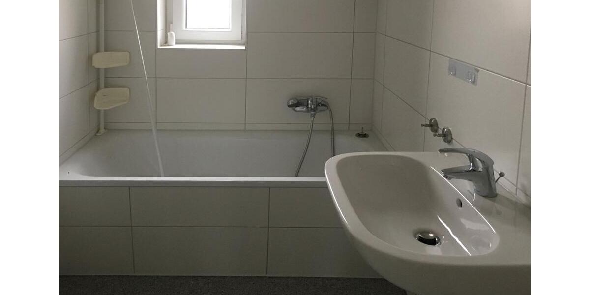 Erdgeschoßwohnung Ballenstedt - 3 Zimmer, 59 m&sup2;, 365&euro; | Angebot:25569510