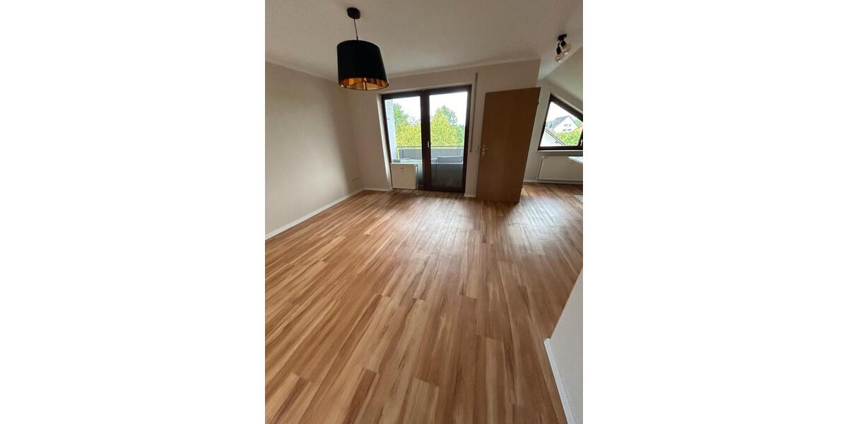 Dachgeschoßwohnung Frankenberg (Eder) - 2 Zimmer, 68 m&sup2;, 680&euro; | Angebot:25883073