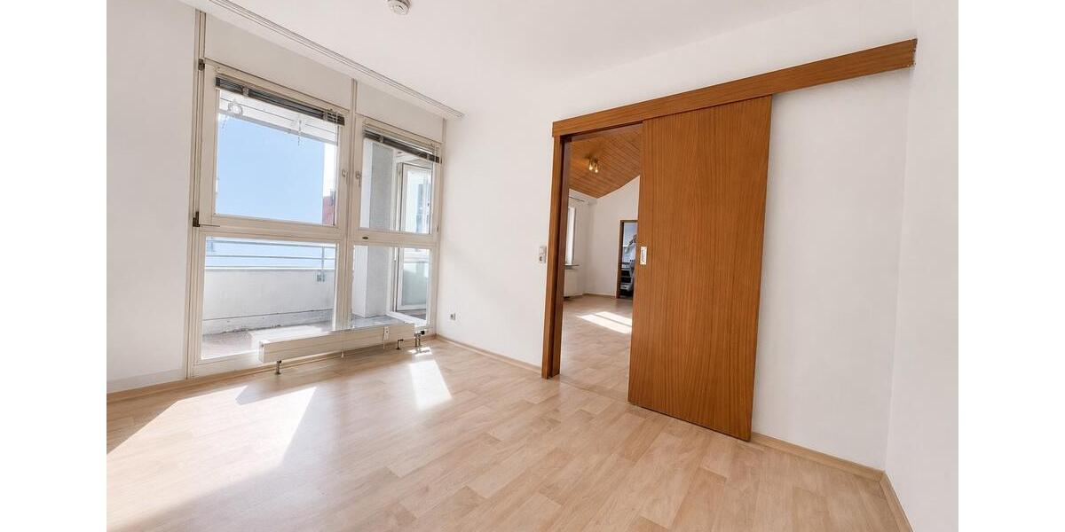 Etagenwohnung Pfullingen - 2 Zimmer, 50 m&sup2;, 700&euro; | Angebot:26686282