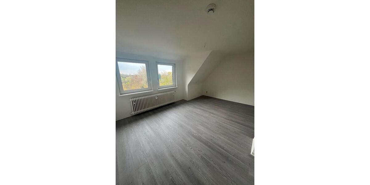 Dachgeschoßwohnung Salzgitter Ortschaft Ost - 2 Zimmer, 51 m&sup2;, 359&euro; | Angebot:26291436