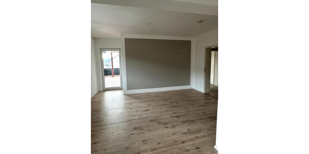Etagenwohnung Frammersbach - 3 Zimmer, 120 m&sup2;, 1.100&euro; | Angebot:26439388