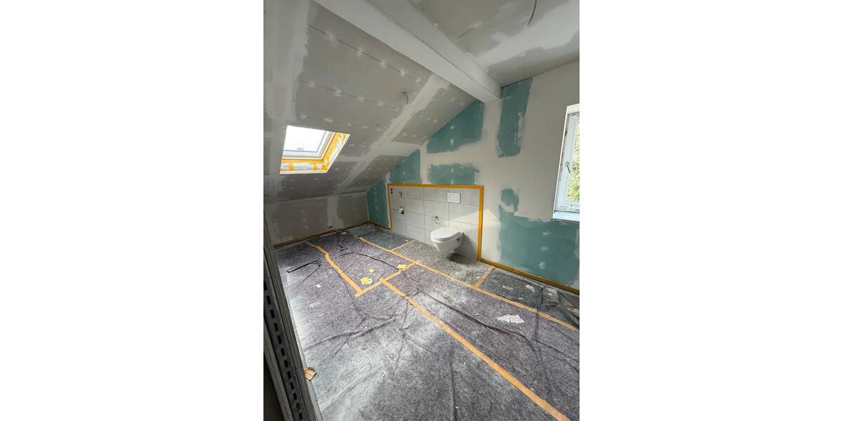 Dachgeschoßwohnung Bad Griesbach im Rottal - 2.5 Zimmer, 120 m&sup2;, 1.000&euro; | Angebot:26035501