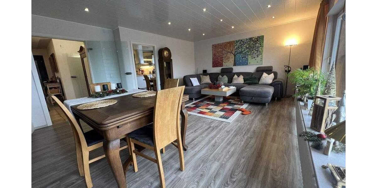 Etagenwohnung Weilheim Unterbierbronnen - 3 Zimmer, 162 m&sup2;, 1.300&euro; | Angebot:24974652