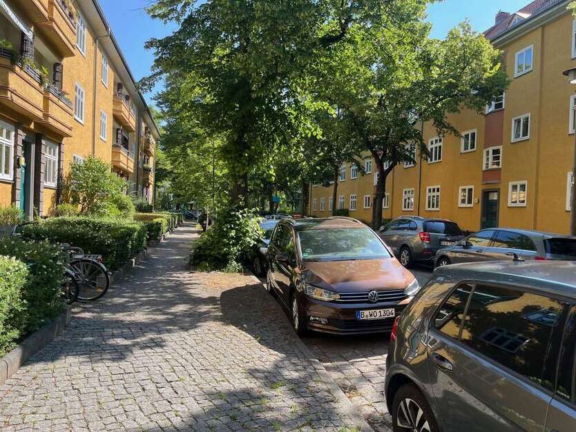 Wohnung zum Mieten in Berlin 1.020 € 83.24 m²