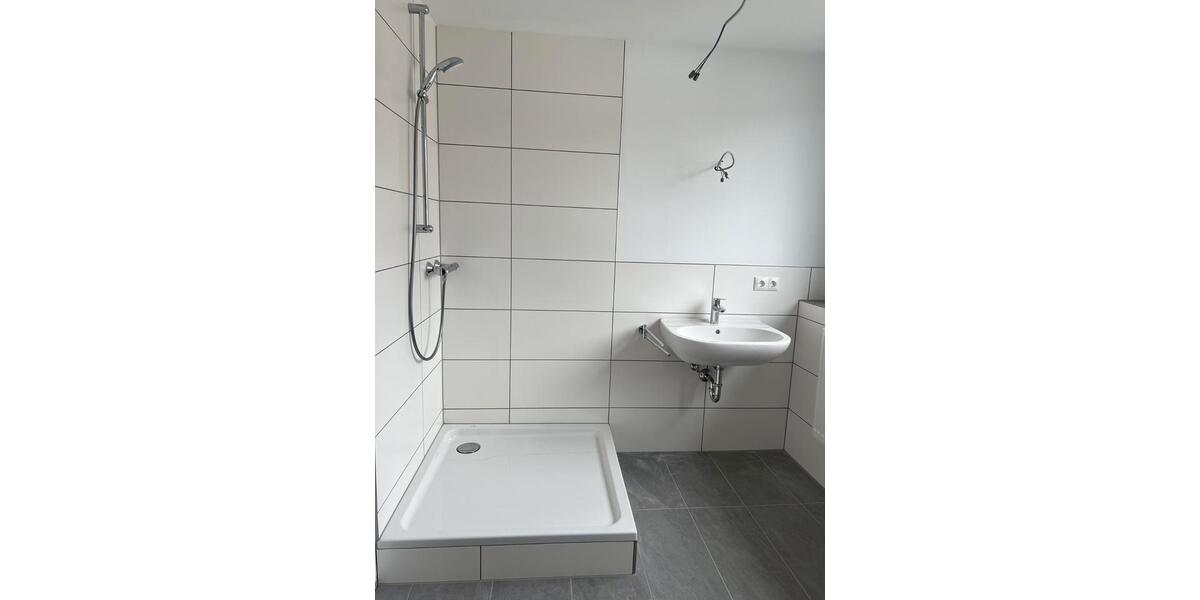 Doppelhaushälfte Buckenhof - 5 Zimmer, 170 m&sup2;, 2.465&euro; | Angebot:26048193