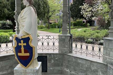 Haus zum Mieten in Bad Soden 2.990 € 160 m² 4 zimmer