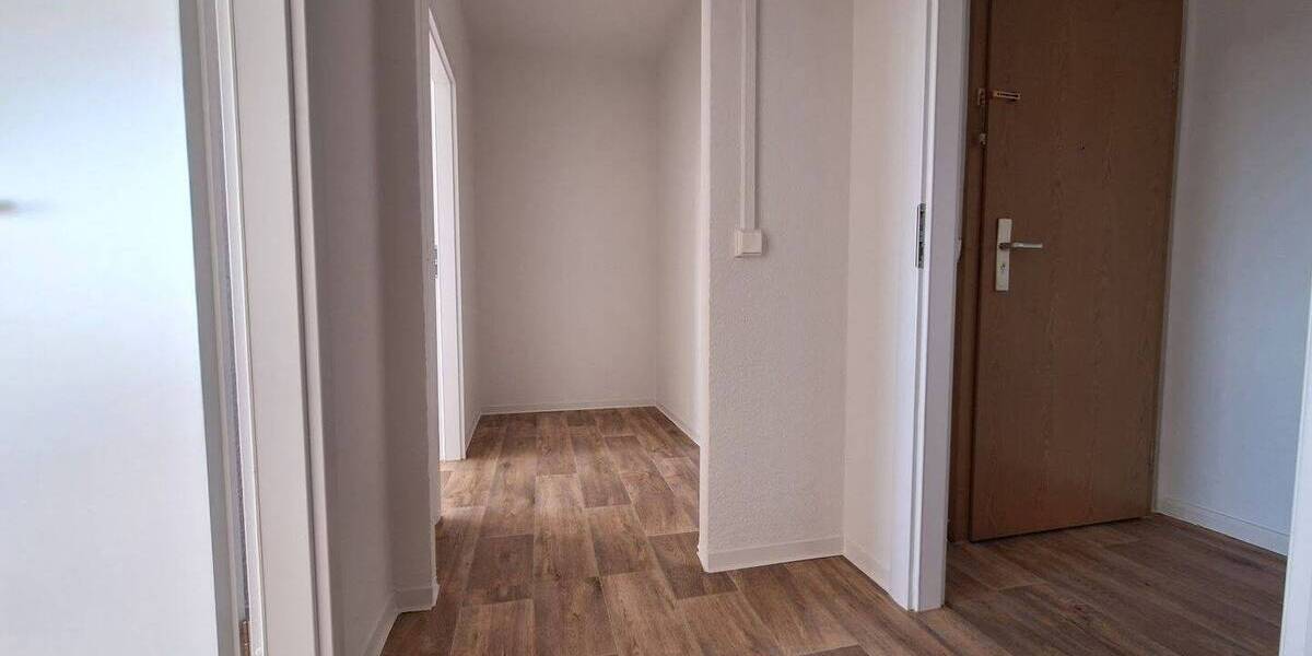 Etagenwohnung Görlitz Königshufen - 4 Zimmer, 83 m&sup2;, 490&euro; | Angebot:26751174