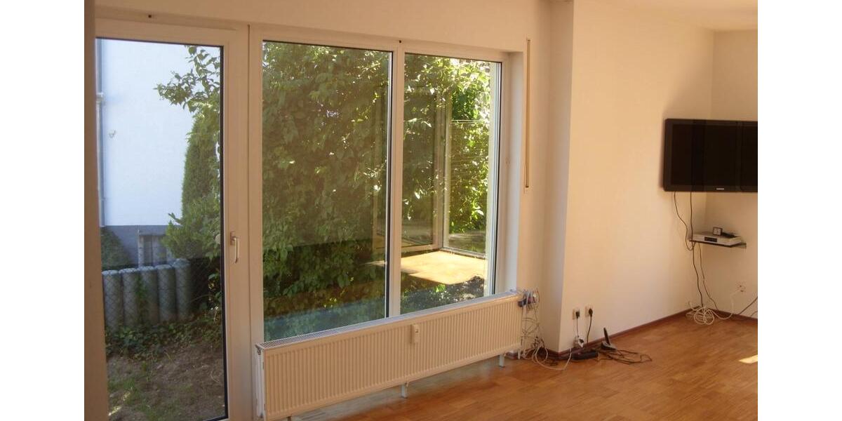 Doppelhaushälfte Eschborn - 4.5 Zimmer, 126 m&sup2;, 1.990&euro; | Angebot:26253882