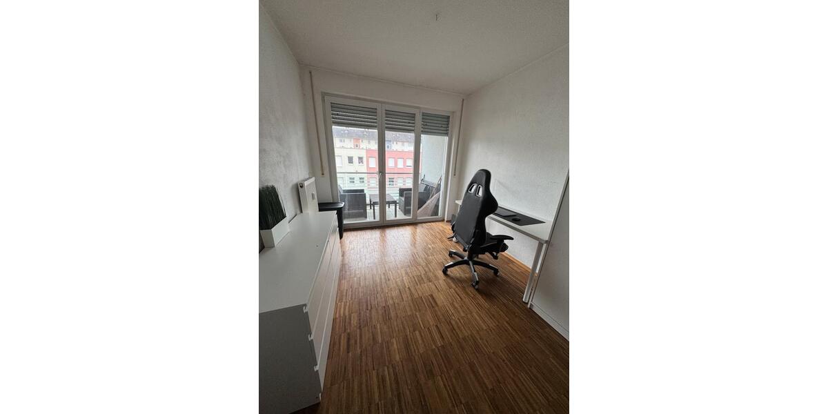 Wohnen auf Zeit Karlsruhe Innenstadt-Ost - 1 Zimmer, 15 m&sup2;, 650&euro; | Angebot:26472282