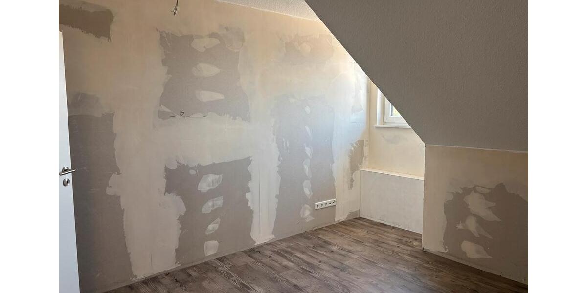Dachgeschoßwohnung Wetzlar Dutenhofen - 3 Zimmer, 67 m&sup2;, 920&euro; | Angebot:26412904