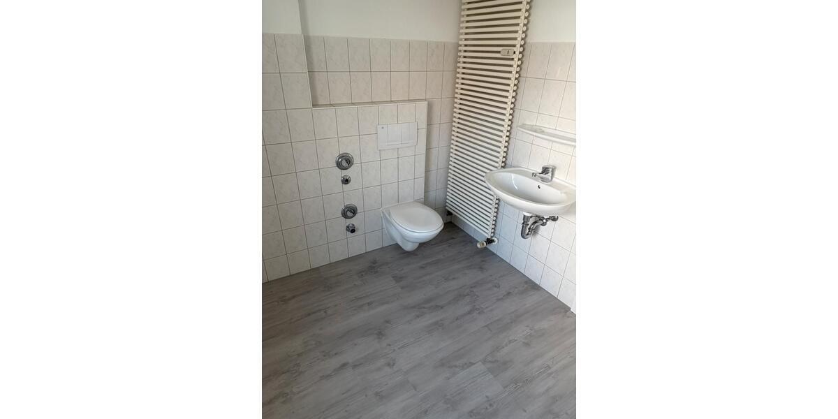 Etagenwohnung Sollstedt - 2 Zimmer, 55 m&sup2;, 565&euro; | Angebot:26523186