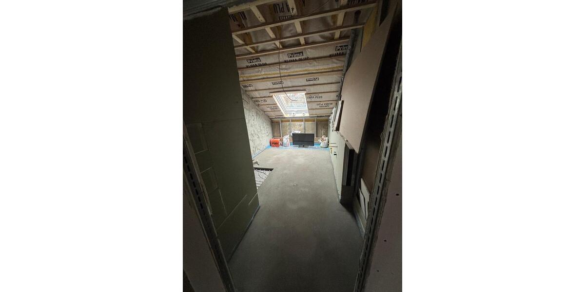 Dachgeschoßwohnung Siegburg - 2 Zimmer, 76 m&sup2;, 1.070&euro; | Angebot:24690315