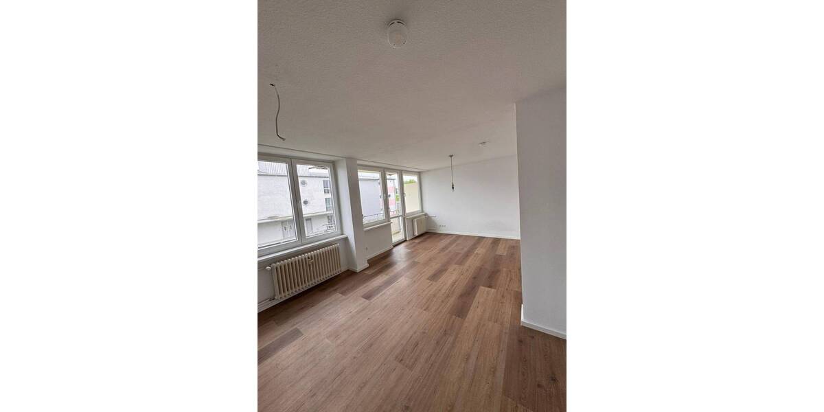 Etagenwohnung Würzburg Heidingsfeld - 3 Zimmer, 86 m&sup2;, 930&euro; | Angebot:26555092