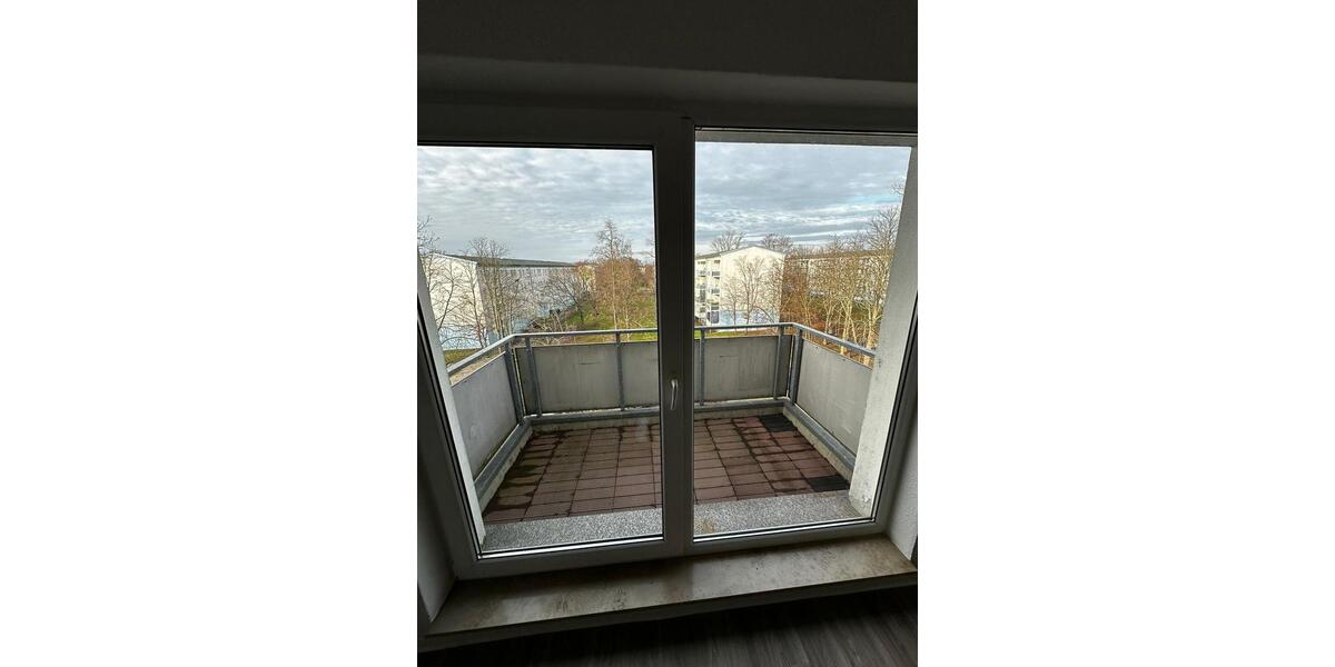 Dachgeschoßwohnung Merseburg - 2 Zimmer, 54 m&sup2;, 395&euro; | Angebot:23531731