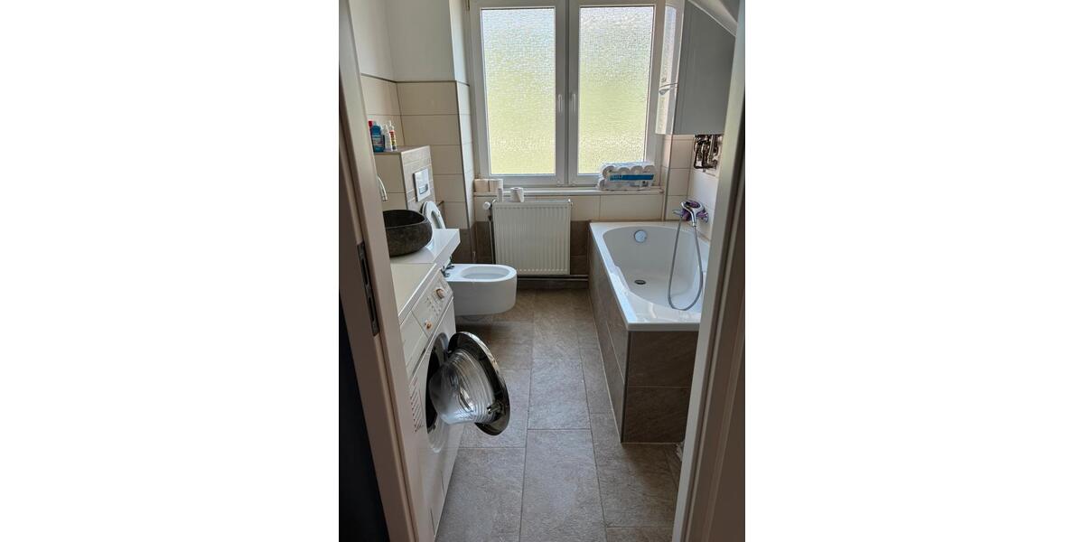 Etagenwohnung Wuppertal Gemarkung Vohwinkel - 2 Zimmer, 64 m&sup2;, 450&euro; | Angebot:26648929