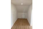 Dachgeschoßwohnung Schiffweiler - 1 Zimmer, 40 m&sup2;, 475&euro; | Angebot:26407580