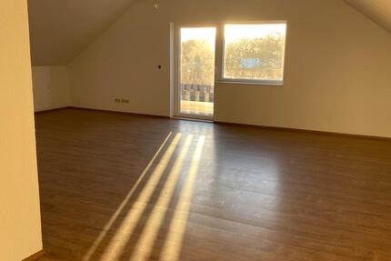 125 qm 3,5 Raum Wohnung, EBK, Balkon 3.5 zimmer