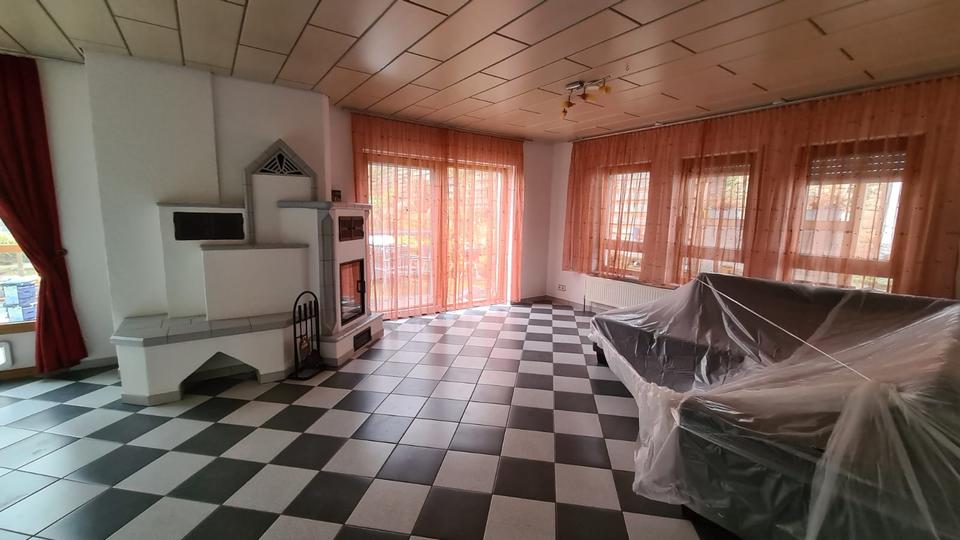 Erdgeschoßwohnung Unterensingen - 4 Zimmer, 108 m&sup2;, 1.250&euro; | Angebot:26012938