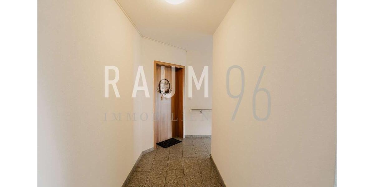 Einfamilienhaus Bad Staffelstein - 3 Zimmer, 102 m&sup2;, 1.120&euro; | Angebot:25649108