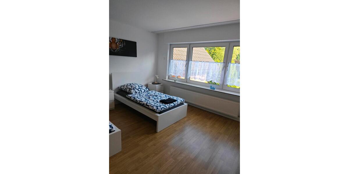 Wohnen auf Zeit Kreuztal - 3 Zimmer, 140 m&sup2;, 3.500&euro; | Angebot:25299758