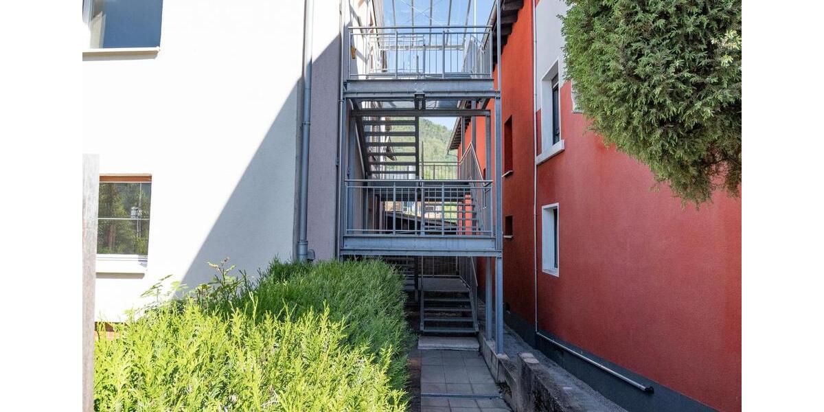 Etagenwohnung Annweiler am Trifels - 4 Zimmer, 126 m&sup2;, 1.170&euro; | Angebot:25987184