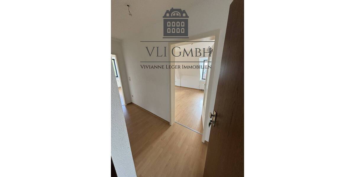 Etagenwohnung Saarbrücken St Johann - 3 Zimmer, 75 m&sup2;, 650&euro; | Angebot:26766609