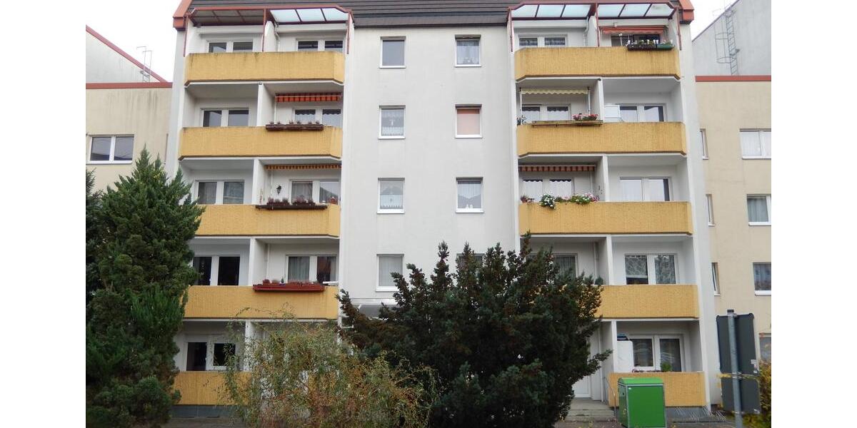 Etagenwohnung Crimmitschau - 4 Zimmer, 87 m&sup2;, 589&euro; | Angebot:19635396