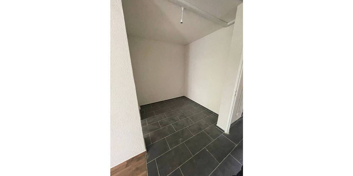 Etagenwohnung Schneeberg Neustädtel - 3 Zimmer, 60 m&sup2;, 400&euro; | Angebot:25696281