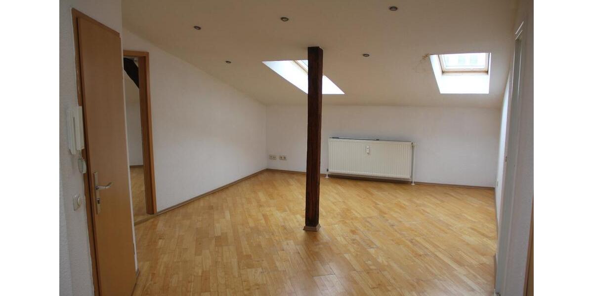 Dachgeschoßwohnung Rostock Hansaviertel - 2 Zimmer, 70 m&sup2;, 840&euro; | Angebot:26545900