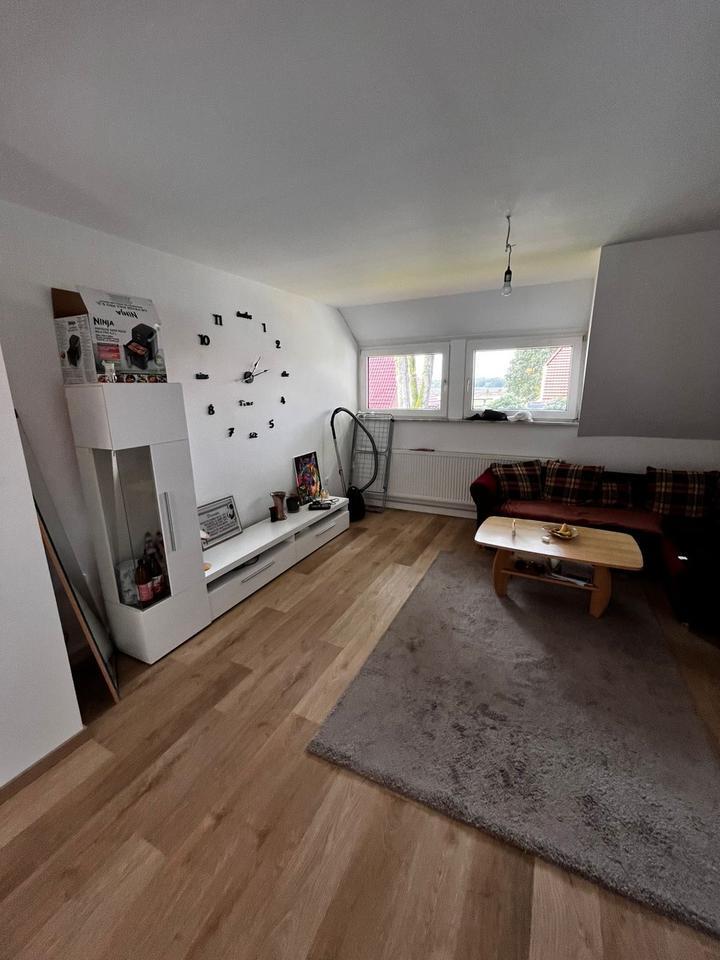 2 Zimmer Wohnung in guter Lage zimmer