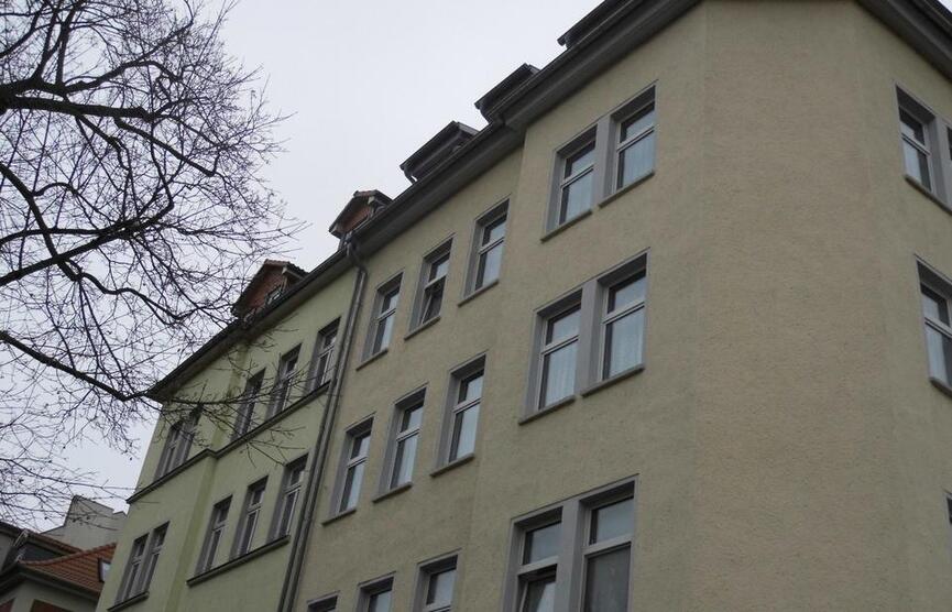 3-RaumWohnung mit Einbauküche im Herzen von Erfurt - WG geeignet