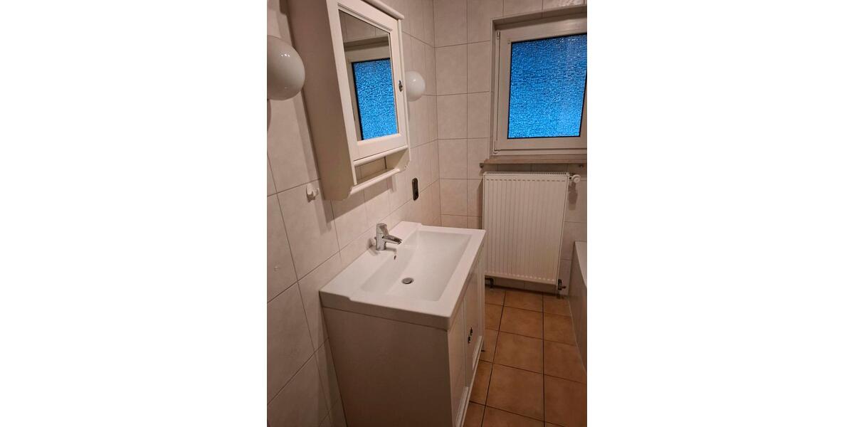 Etagenwohnung Hungen - 4 Zimmer, 100 m&sup2;, 1.050&euro; | Angebot:26234370