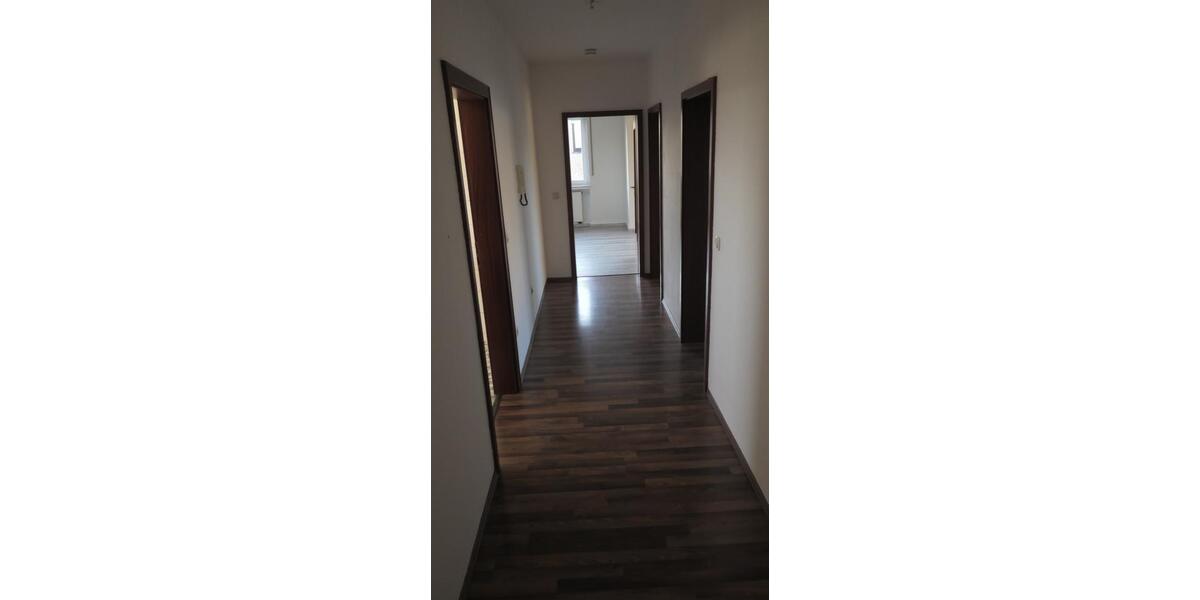 Etagenwohnung Höxter - 4 Zimmer, 95 m&sup2;, 600&euro; | Angebot:25171814