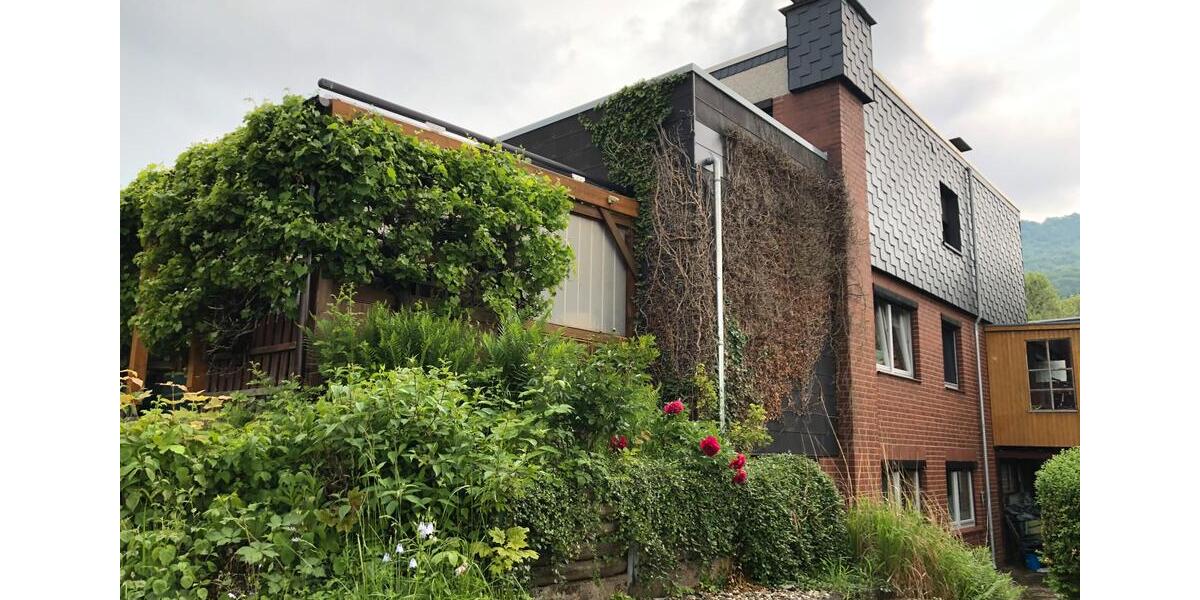 Reihenhaus Springe - 7 Zimmer, 200 m&sup2;, 1.950&euro; | Angebot:25269580