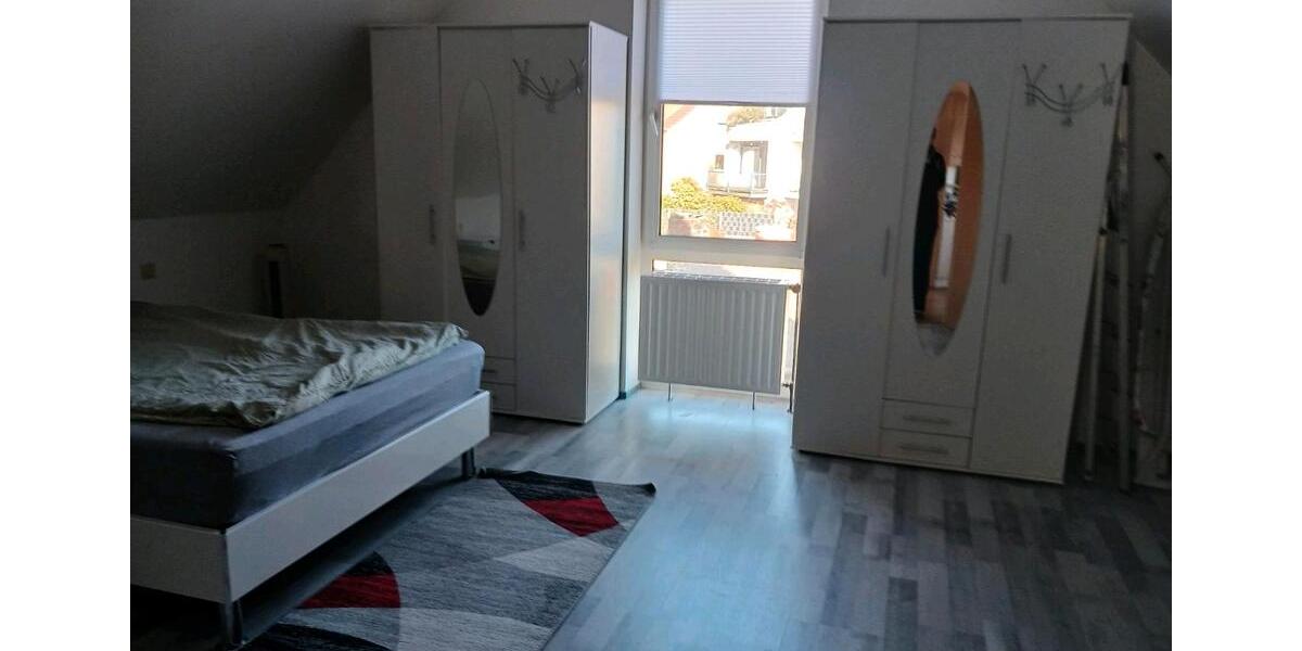 Dachgeschoßwohnung Stolberg (Rheinland) - 2 Zimmer, 75 m&sup2;, 600&euro; | Angebot:24815786