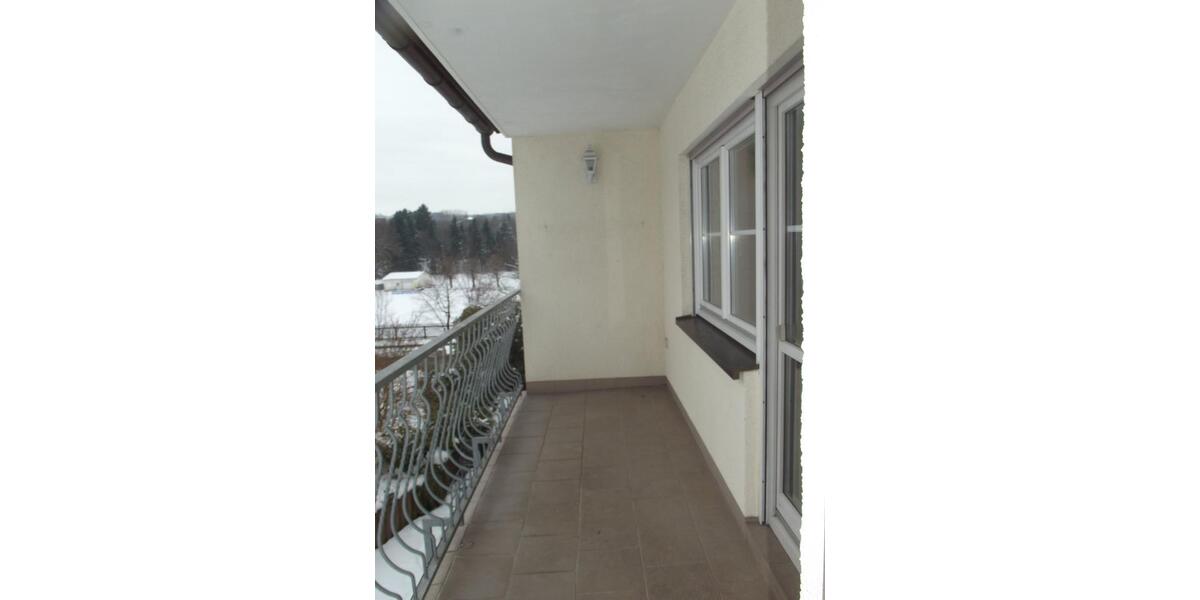 Etagenwohnung Rodewisch - 2 Zimmer, 76 m&sup2;, 418&euro; | Angebot:25648420