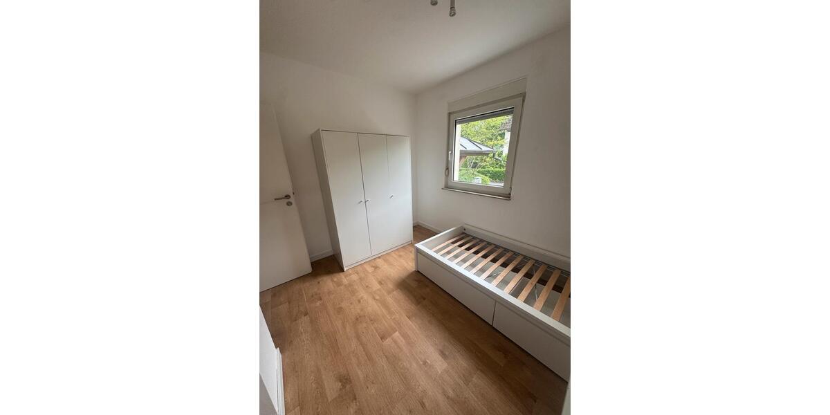 Wohnen auf Zeit Freiburg im Breisgau Brühl - 1 Zimmer, 9 m&sup2;, 450&euro; | Angebot:26581429