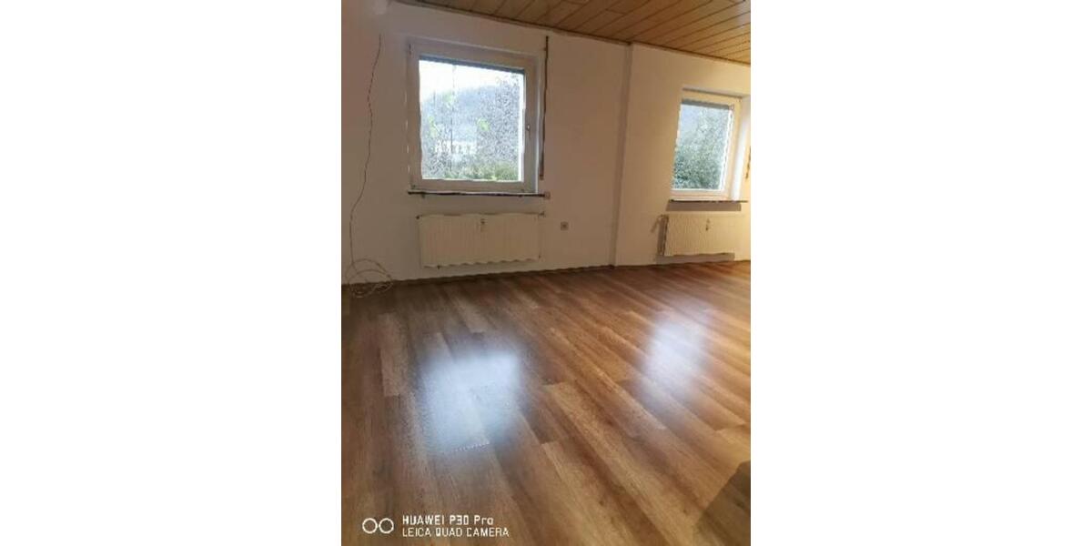 Erdgeschoßwohnung Netphen - 3 Zimmer, 80 m&sup2;, 700&euro; | Angebot:24592167