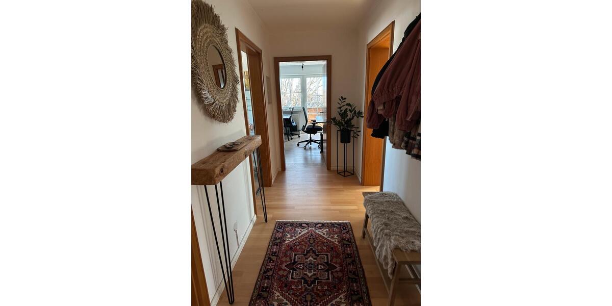 Etagenwohnung Traunstein - 3 Zimmer, 102 m&sup2;, 1.300&euro; | Angebot:26516749