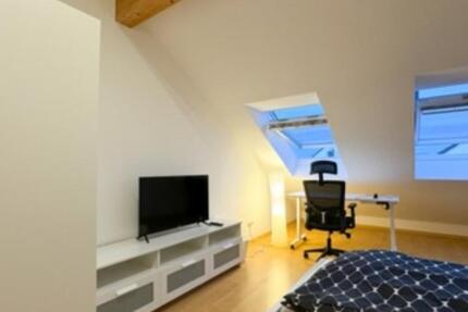 Wohnen auf Zeit Leinfelden-Echterdingen Echterdingen - 6 Zimmer, 17 m&sup2;, 499&euro; | Angebot:25261263