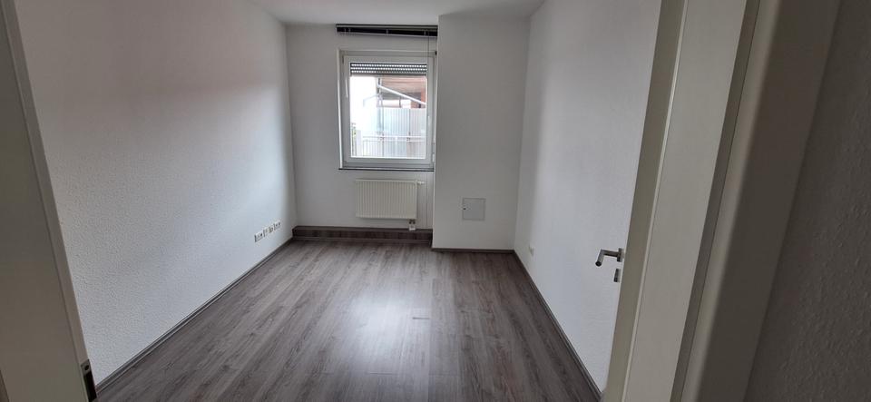 Terrassenwohnung Dürrwangen - 3 Zimmer, 86 m&sup2;, 1.350&euro; | Angebot:26315193
