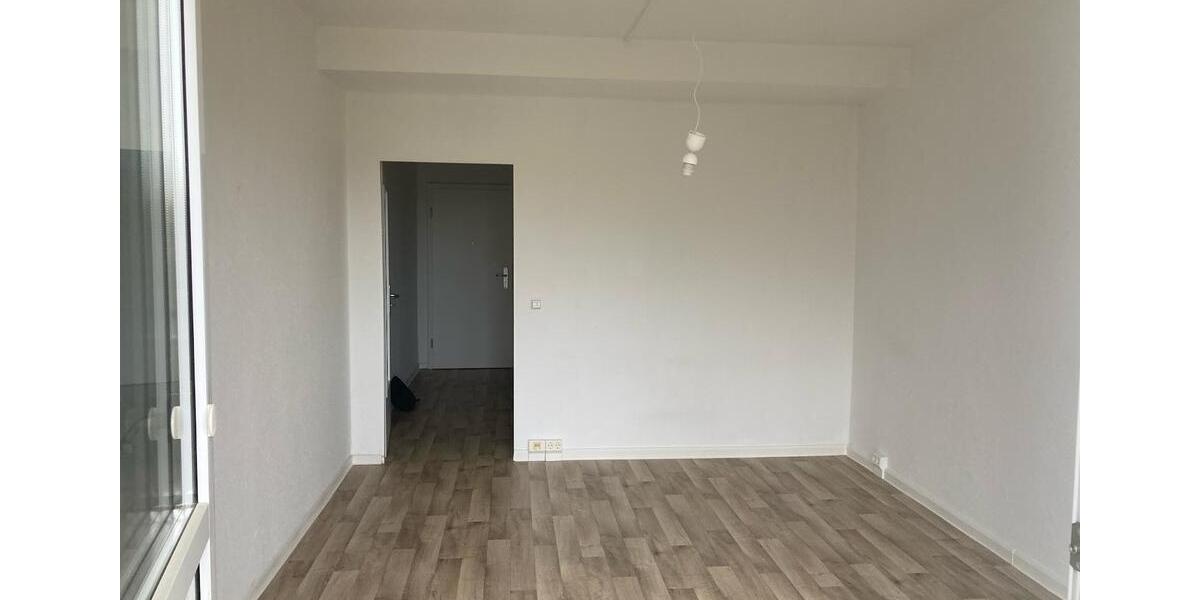 Etagenwohnung Döbeln - 1 Zimmer, 30 m&sup2;, 210&euro; | Angebot:26336985