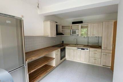 Wohnung Plauen Stadtmitte - 2 Zimmer, 66 m&sup2;, 410&euro; | Angebot:26815800
