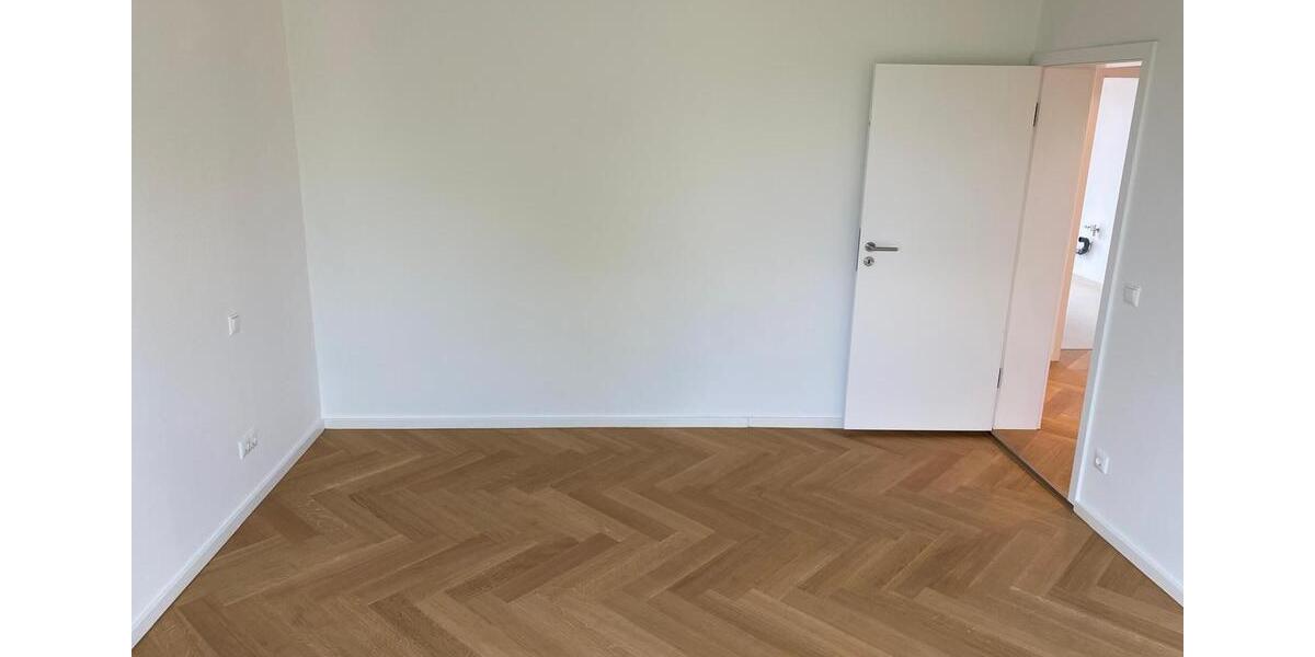 Wohnen auf Zeit München Moosach - 1 Zimmer, 17 m&sup2;, 917&euro; | Angebot:26701597